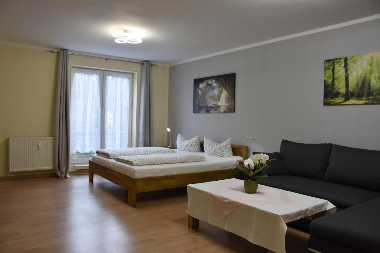 Hotel Garni Am Klostermarkt Plauen Esterno foto